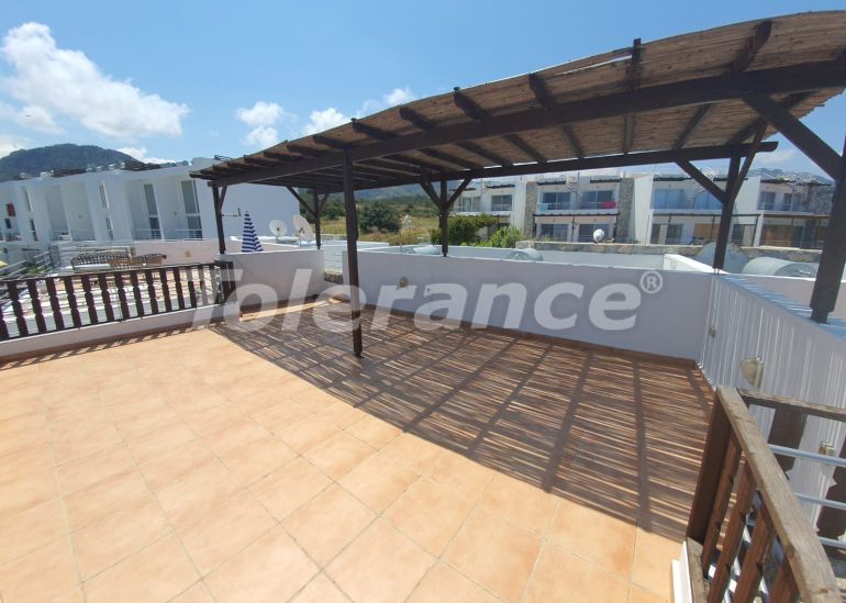 Квартира в Кирения, Северный Кипр вид на море с бассейном: купить недвижимость в Турции - 93567