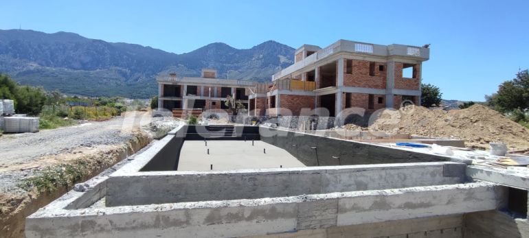 Квартира от застройщика в Кирения, Северный Кипр с бассейном в рассрочку: купить недвижимость в Турции - 94257