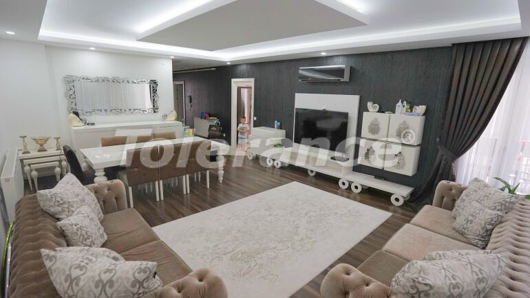 Квартира в Лара, Анталия: купить недвижимость в Турции - 61459