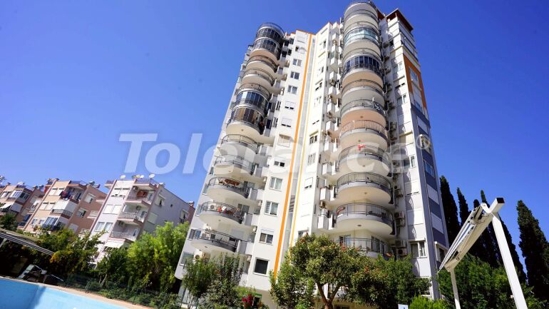 Квартира в Лара, Анталия с бассейном: купить недвижимость в Турции - 62044