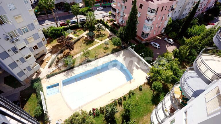 Квартира в Лара, Анталия с бассейном: купить недвижимость в Турции - 62067