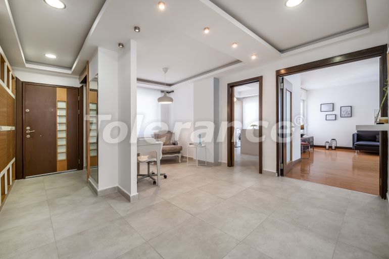 Квартира в Лара, Анталия: купить недвижимость в Турции - 66022