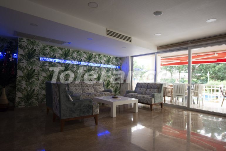 Квартира в Лара, Анталия вид на море с бассейном: купить недвижимость в Турции - 68040