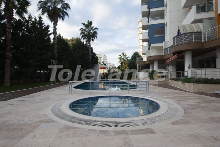 Квартира в Лара, Анталия вид на море с бассейном: купить недвижимость в Турции - 68141