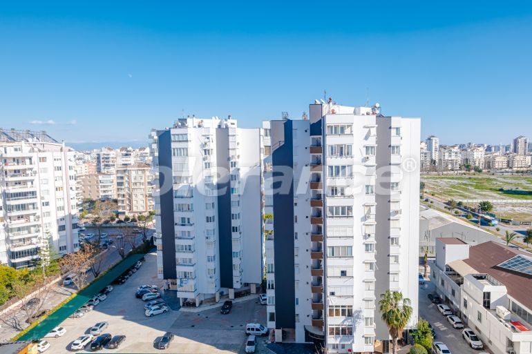 Квартира в Лара, Анталия вид на море с бассейном: купить недвижимость в Турции - 69498