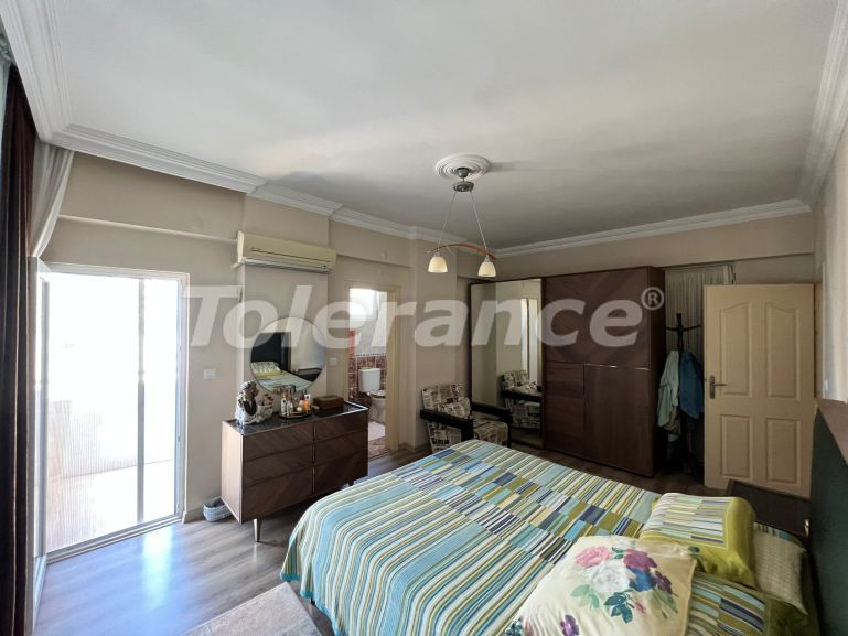 Квартира в Лара, Анталия с бассейном: купить недвижимость в Турции - 98313