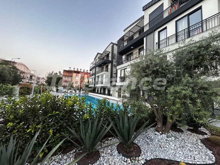 Квартира в Лара, Анталия с бассейном: купить недвижимость в Турции - 98628