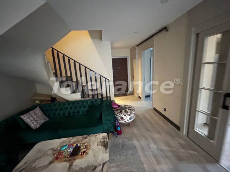 Квартира в Лара, Анталия с бассейном: купить недвижимость в Турции - 98637