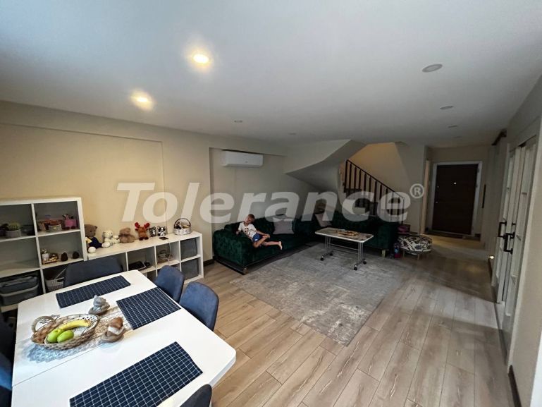 Квартира в Лара, Анталия с бассейном: купить недвижимость в Турции - 98639