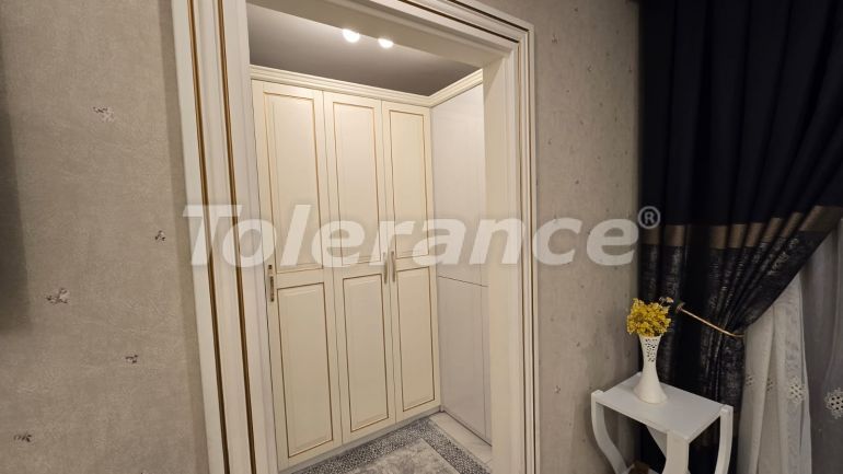 Квартира в Мезитли, Мерсин с бассейном: купить недвижимость в Турции - 111993