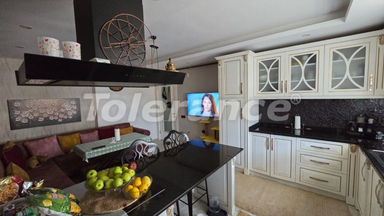 Квартира в Мезитли, Мерсин с бассейном: купить недвижимость в Турции - 112002