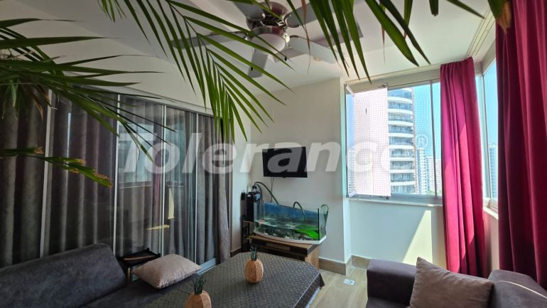 Квартира в Мезитли, Мерсин с бассейном: купить недвижимость в Турции - 112007