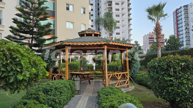 Квартира в Мезитли, Мерсин с бассейном: купить недвижимость в Турции - 112026