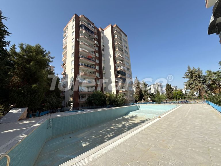 Квартира в Мезитли, Мерсин с бассейном: купить недвижимость в Турции - 130269