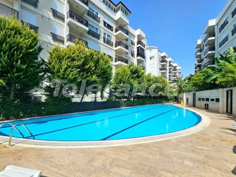 Квартира в Муратпаша, Анталия с бассейном: купить недвижимость в Турции - 113675