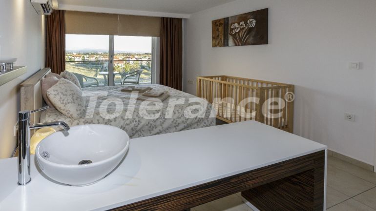 Квартира в Сиде с бассейном: купить недвижимость в Турции - 137194