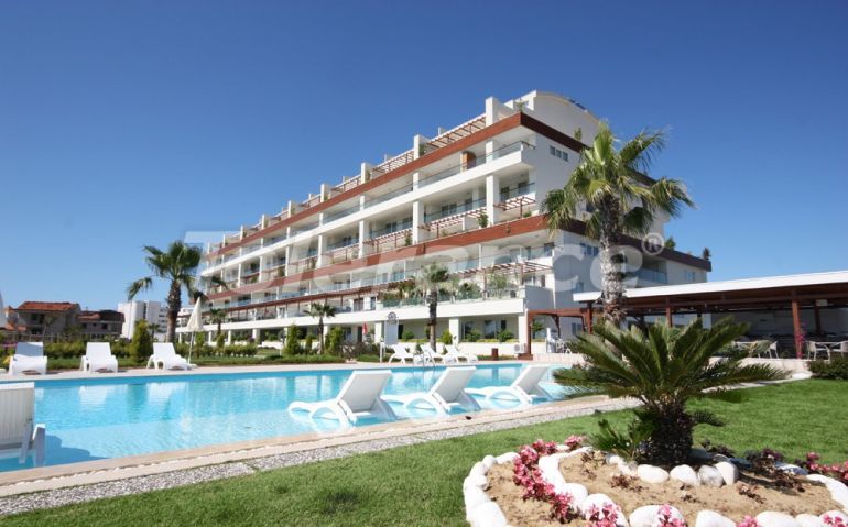 Квартира в Сиде с бассейном: купить недвижимость в Турции - 137215