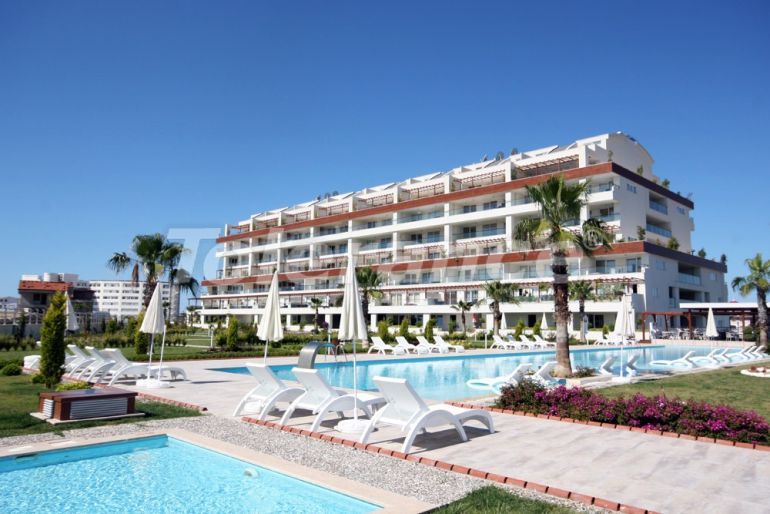 Квартира в Сиде с бассейном: купить недвижимость в Турции - 137216