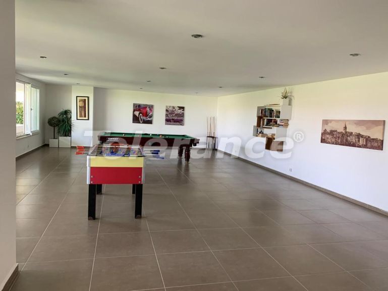 Квартира в Сиде с бассейном: купить недвижимость в Турции - 137223