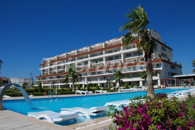 Квартира в Сиде с бассейном: купить недвижимость в Турции - 137228