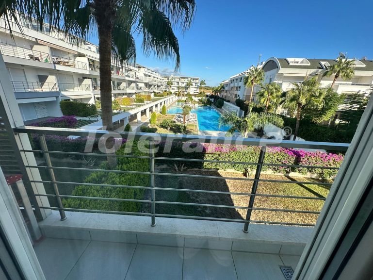 Квартира в Сиде с бассейном: купить недвижимость в Турции - 137453