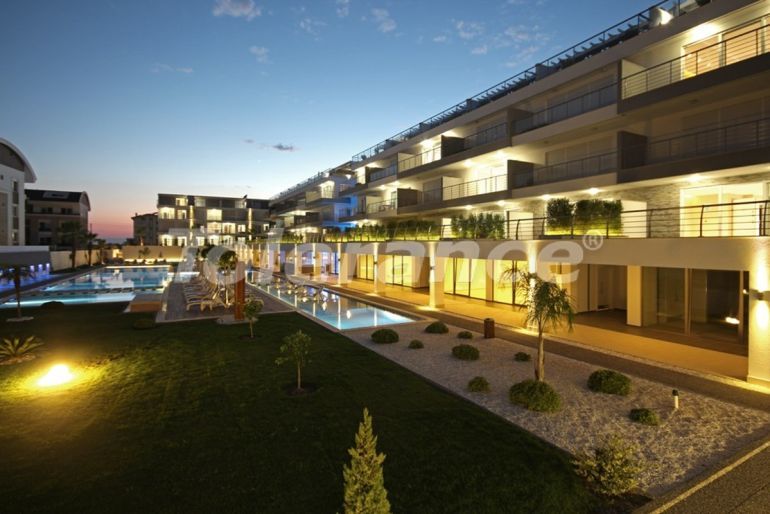 Квартира в Сиде с бассейном: купить недвижимость в Турции - 137465