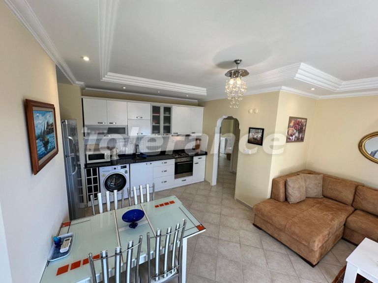 Квартира в Сиде с бассейном: купить недвижимость в Турции - 137480