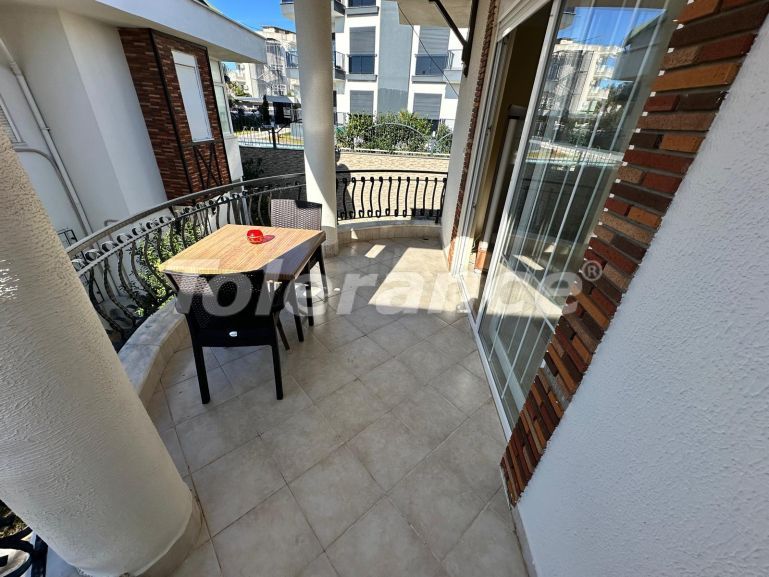 Квартира в Сиде с бассейном: купить недвижимость в Турции - 137484