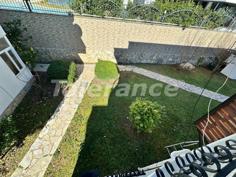 Квартира в Сиде с бассейном: купить недвижимость в Турции - 137485