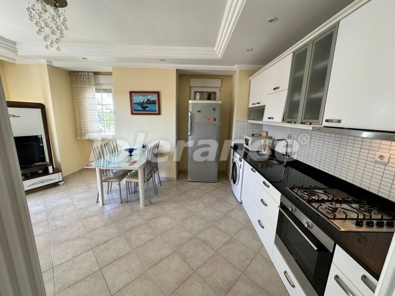 Квартира в Сиде с бассейном: купить недвижимость в Турции - 137498