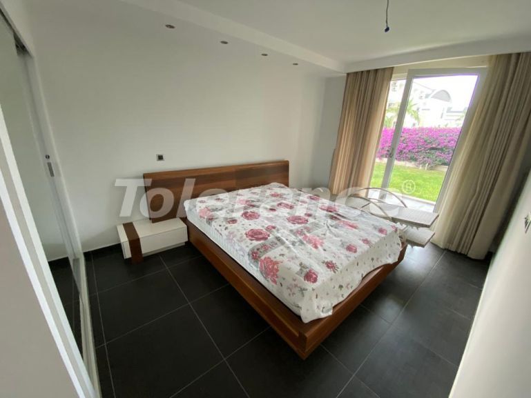 Квартира в Сиде с бассейном: купить недвижимость в Турции - 138065