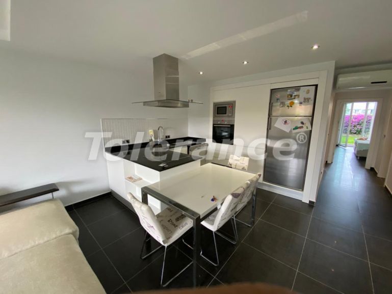 Квартира в Сиде с бассейном: купить недвижимость в Турции - 138067