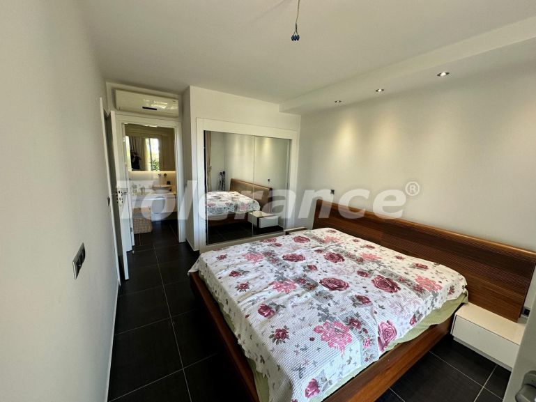 Квартира в Сиде с бассейном: купить недвижимость в Турции - 138084