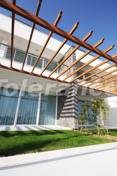 Квартира в Сиде с бассейном: купить недвижимость в Турции - 138127