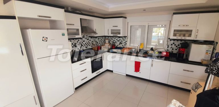 Квартира в Сиде с бассейном: купить недвижимость в Турции - 138318