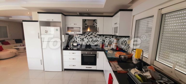 Квартира в Сиде с бассейном: купить недвижимость в Турции - 138319