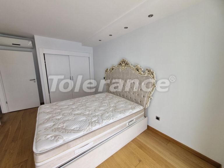 Квартира в Сиде с бассейном: купить недвижимость в Турции - 138856