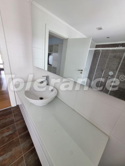 Квартира в Сиде с бассейном: купить недвижимость в Турции - 138875