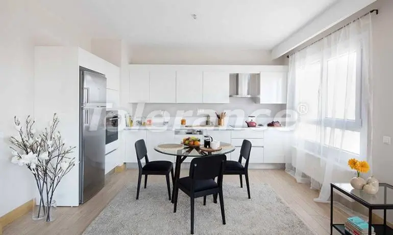 Квартира в Стамбуле с бассейном в рассрочку: купить недвижимость в Турции - 36433