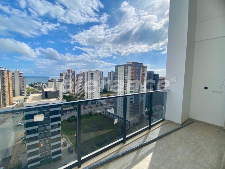 Квартира от застройщика в Тедже, Мерсин, Мерсин вид на море с бассейном: купить недвижимость в Турции - 137540