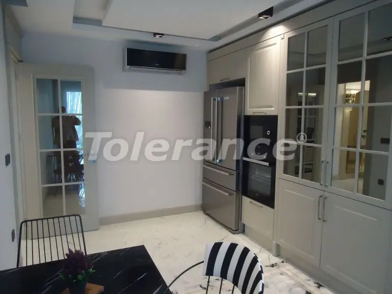 Квартира в Енишехир, Мерсин, Мерсин с бассейном: купить недвижимость в Турции - 34414