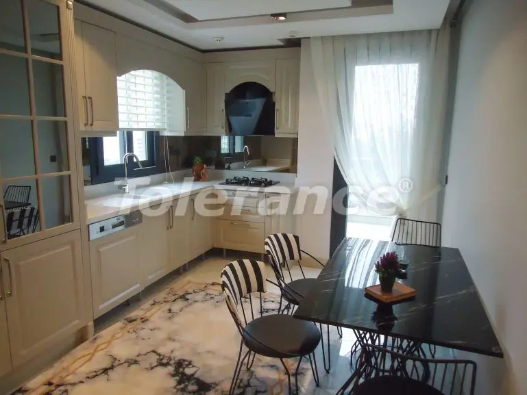 Квартира в Енишехир, Мерсин, Мерсин с бассейном: купить недвижимость в Турции - 34416