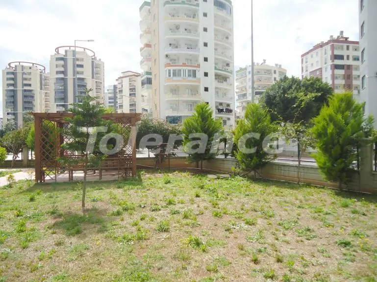 Квартира в Енишехир, Мерсин, Мерсин с бассейном: купить недвижимость в Турции - 34781