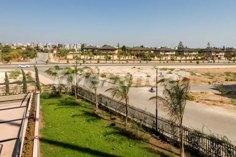 Квартира в Енишехир, Мерсин, Мерсин с бассейном: купить недвижимость в Турции - 35181