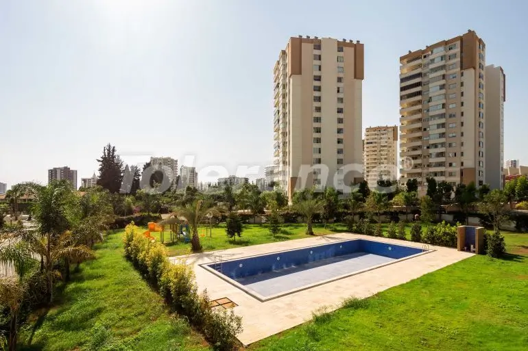 Квартира в Енишехир, Мерсин, Мерсин с бассейном: купить недвижимость в Турции - 35182