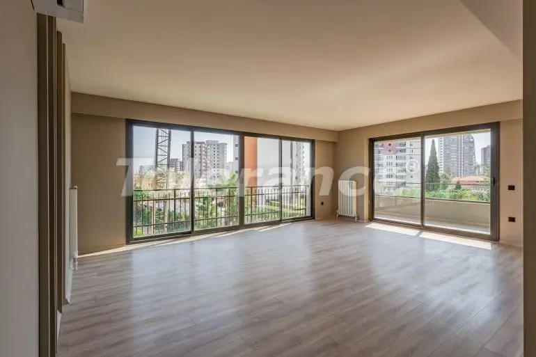 Квартира в Енишехир, Мерсин, Мерсин с бассейном: купить недвижимость в Турции - 35200