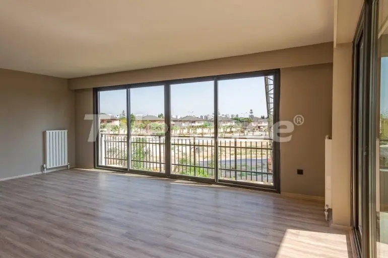 Квартира в Енишехир, Мерсин, Мерсин с бассейном: купить недвижимость в Турции - 35203