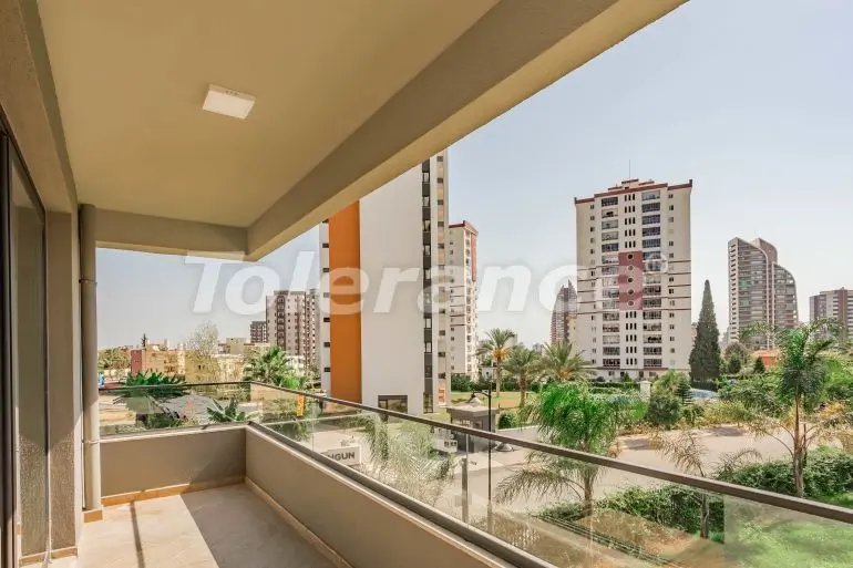 Квартира в Енишехир, Мерсин, Мерсин с бассейном: купить недвижимость в Турции - 35211