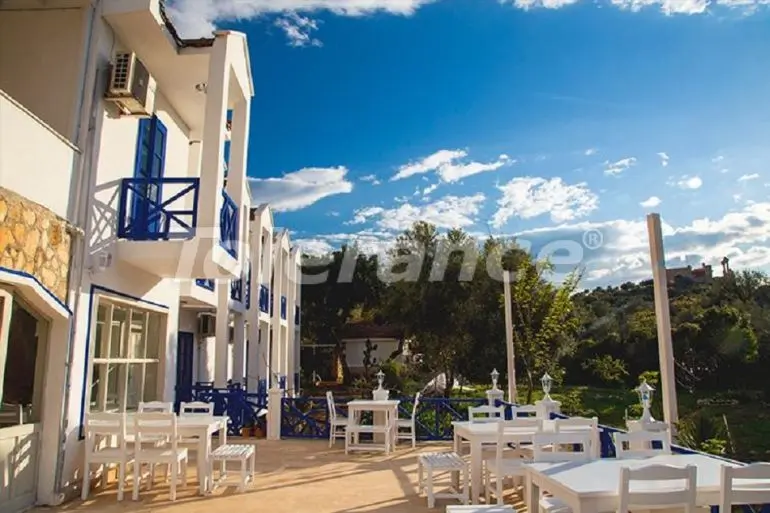 Отель в Каше с бассейном: купить недвижимость в Турции - 30547