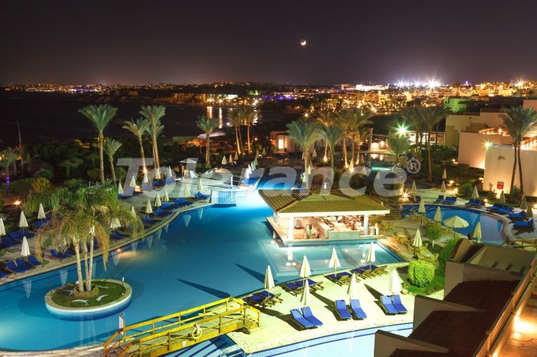 Отель в Сиде вид на море: купить недвижимость в Турции - 46598